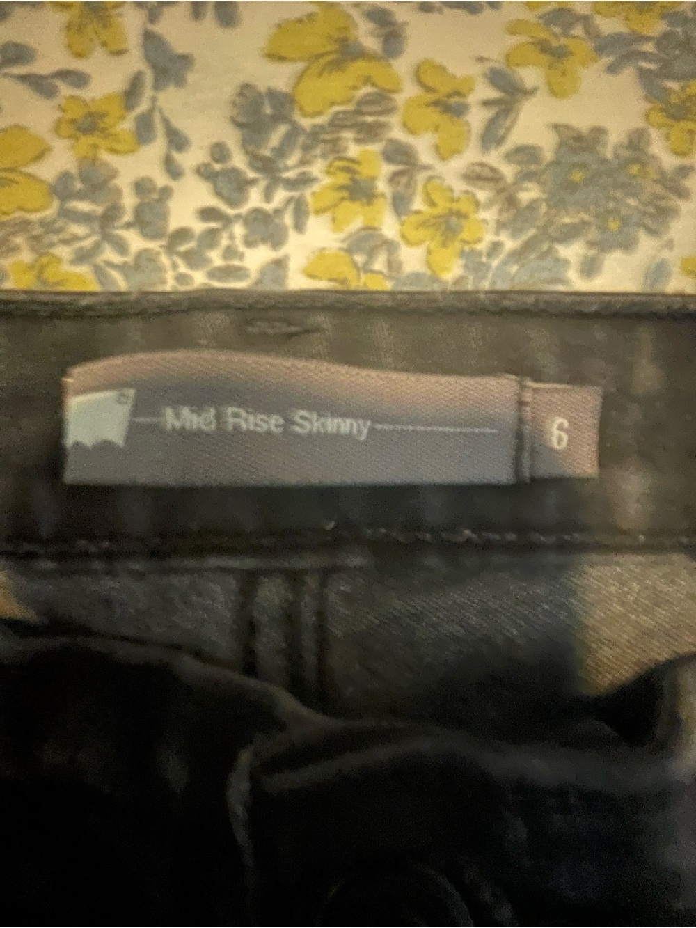 Women’s Black Long Size 6 Skinny Jeans - Picture 3 of 4